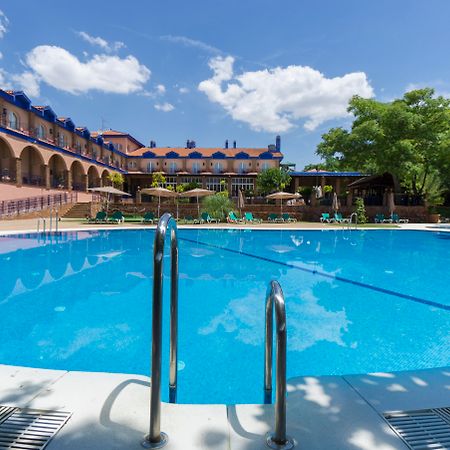 Hotel Fuente Las Piedras Кабра Экстерьер фото