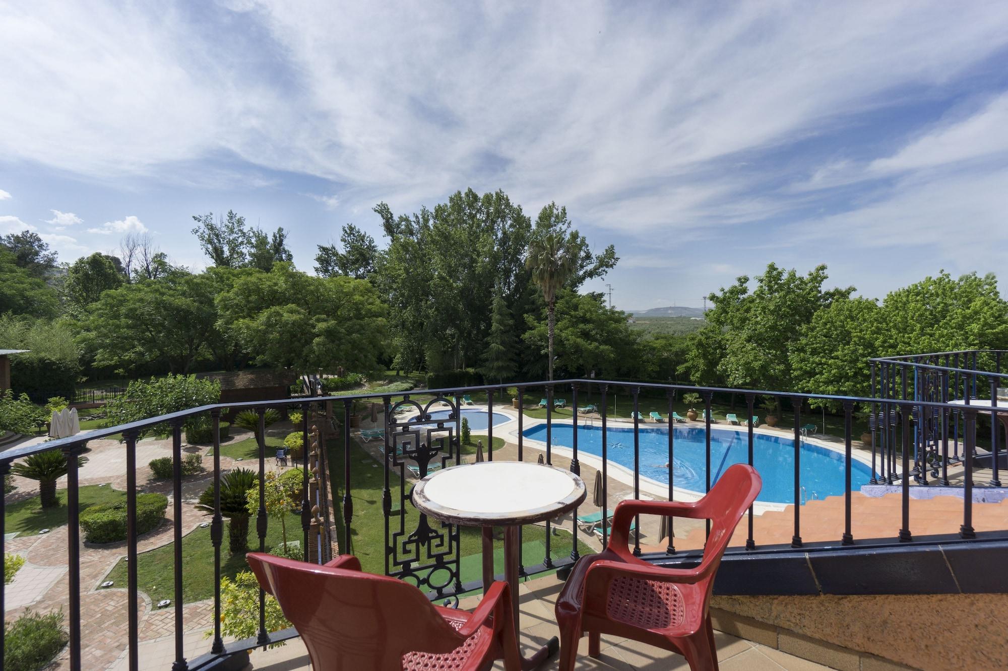Hotel Fuente Las Piedras Кабра Экстерьер фото