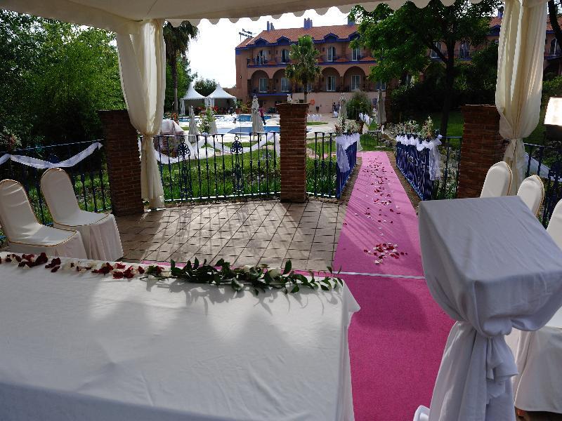 Hotel Fuente Las Piedras Кабра Экстерьер фото
