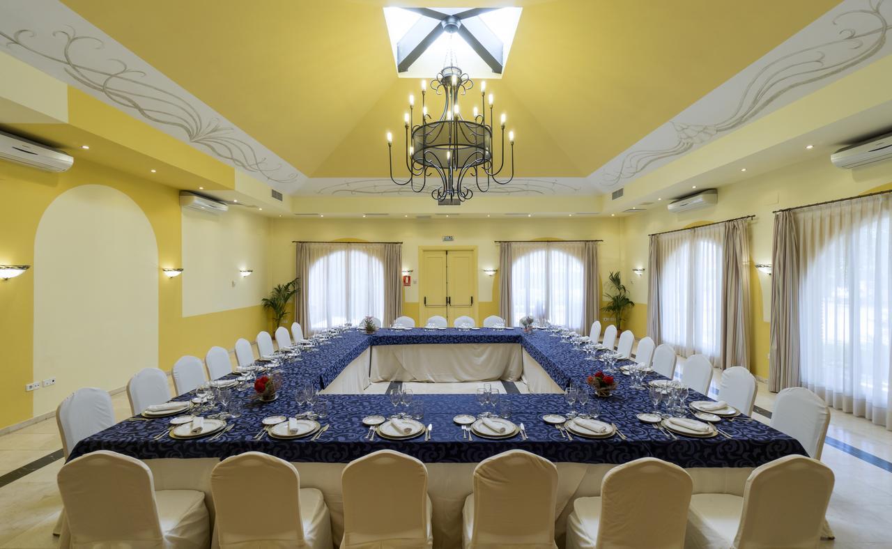 Hotel Fuente Las Piedras Кабра Экстерьер фото
