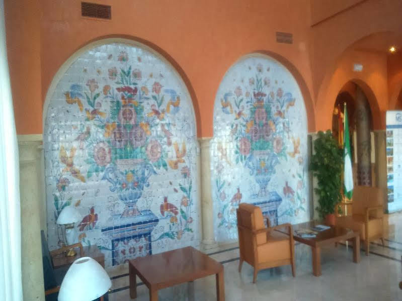 Hotel Fuente Las Piedras Кабра Экстерьер фото