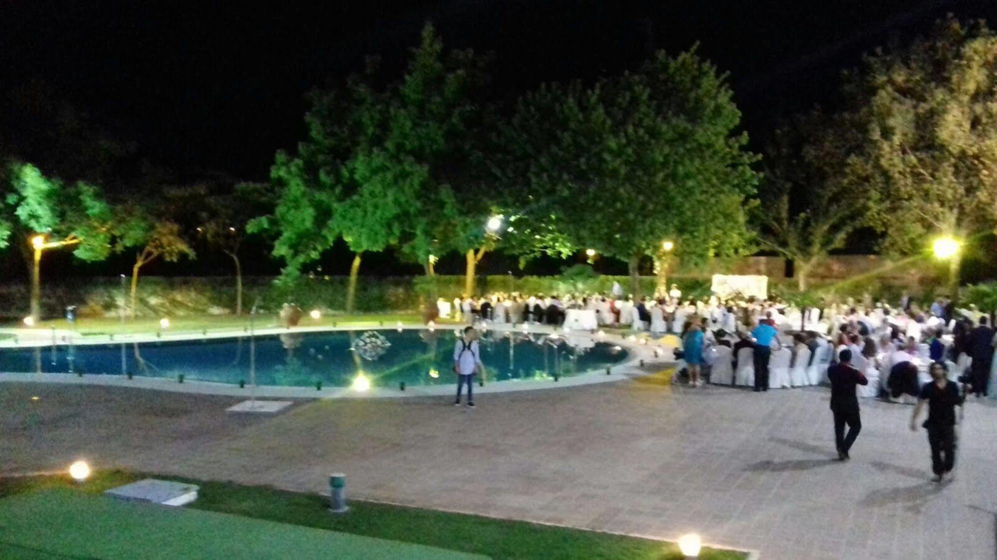 Hotel Fuente Las Piedras Кабра Экстерьер фото